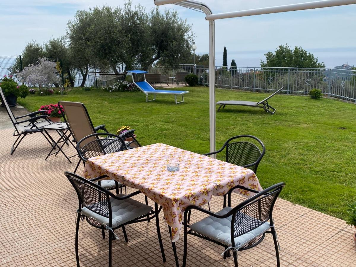 Casa Vista Mare - Superb Garden And Parking Included Villa Imperia Dış mekan fotoğraf
